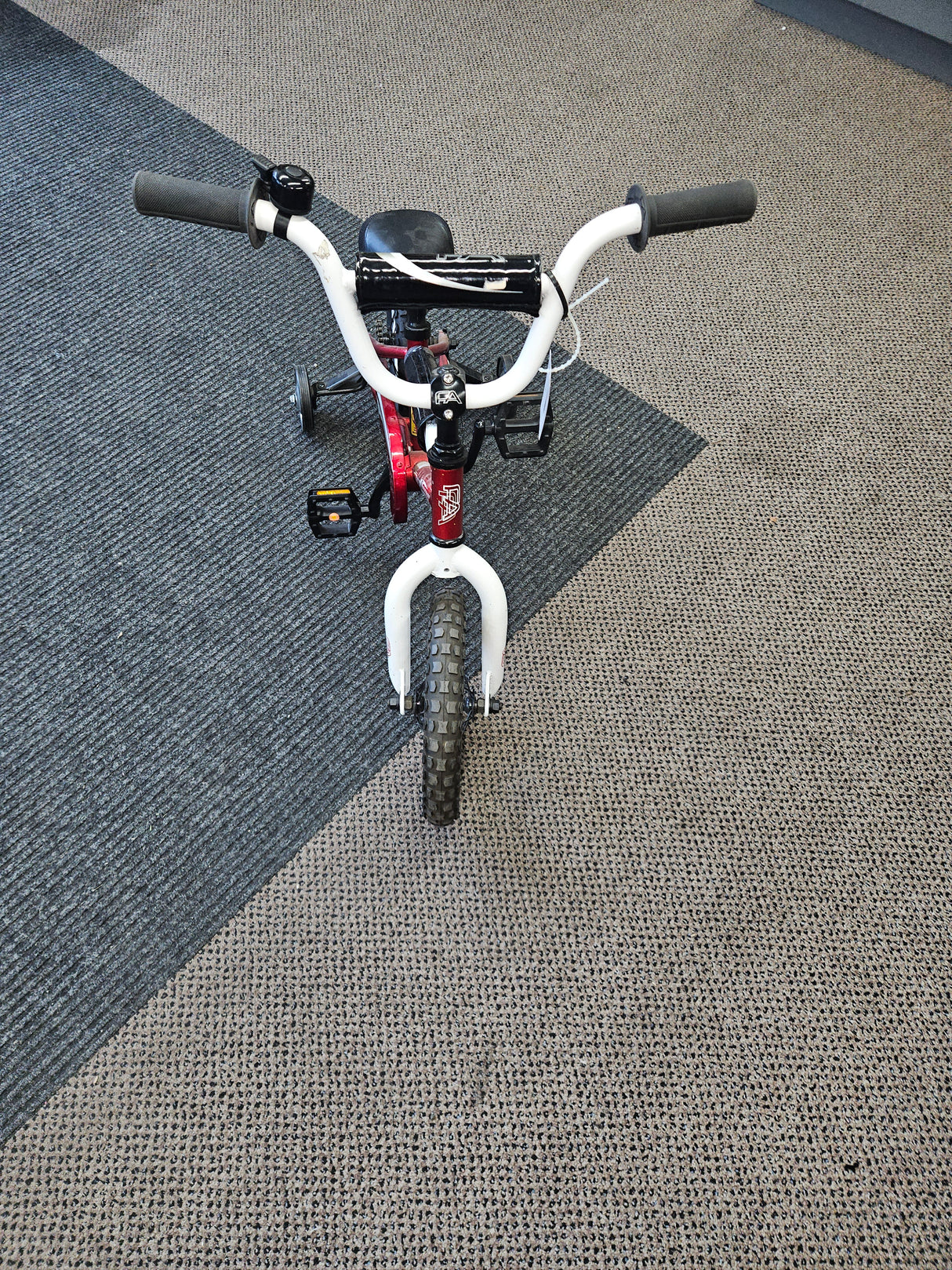 FREE AGENT - SPEEDY 12